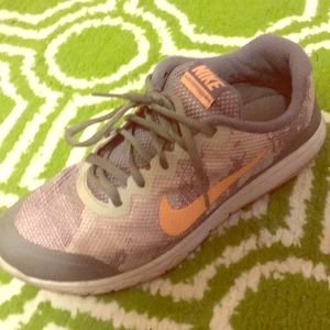 Nike Flex Experiene RN 4